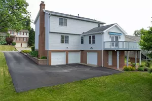 5 Kalyn Ct, Penn Twp, PA 15642 - Photo 2