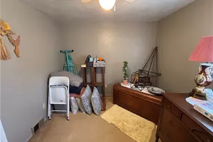 537 Invicta Dr, Pittsburgh, PA 15235 - Photo 10