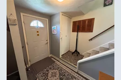 537 Invicta Dr, Pittsburgh, PA 15235 - Photo 2