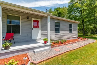 290 Blackstone Rd, Allegheny Township, PA 15656 - Photo 2