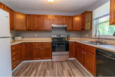 290 Blackstone Rd, Allegheny Township, PA 15656 - Photo 6