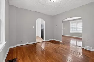 2305 Walton Ave, Pittsburgh, PA 15210 - Photo 14