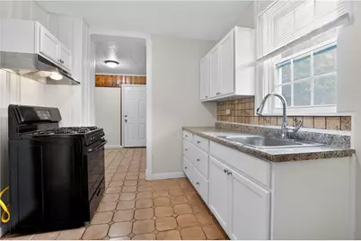 2305 Walton Ave, Pittsburgh, PA 15210 - Photo 10