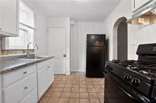 2305 Walton Ave, Pittsburgh, PA 15210 - Photo 26
