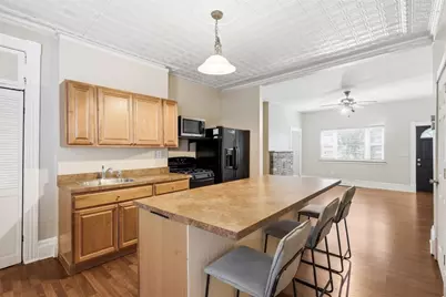 31 Eleanor St, Pittsburgh, PA 15203 - Photo 10