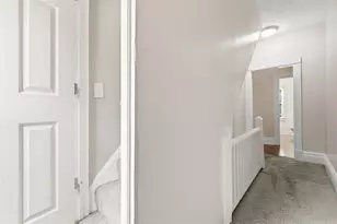 31 Eleanor St, Pittsburgh, PA 15203 - Photo 14
