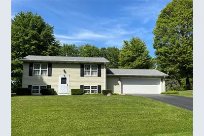 235 Airport Rd, Pine Township, PA 16127 - Photo 1