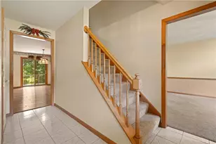8214 Marquis Dr, Pittsburgh, PA 15237 - Photo 2