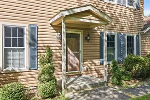 1720 Susan Ct, Hermitage, PA 16148 - Photo 2
