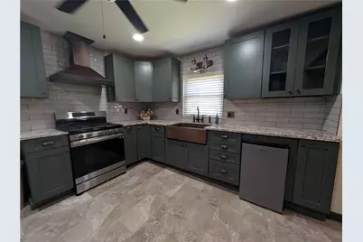 1300 Leeds Ave, Monessen, PA 15062 - Photo 6
