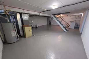 1300 Leeds Ave, Monessen, PA 15062 - Photo 18