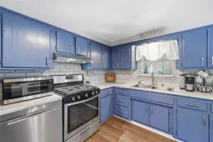 38 Lynncrest Cir, Cecil, PA 15321 - Photo 12