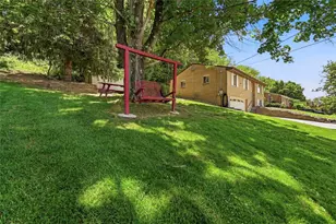 38 Lynncrest Cir, Cecil, PA 15321 - Photo 34