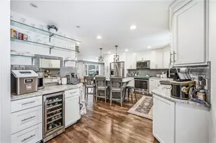 808 Fairfield Dr, Hermitage, PA 16148 - Photo 12
