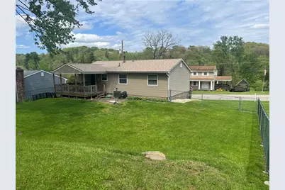 512 Malabar Drive, Pittsburgh, PA 15239 - Photo 4