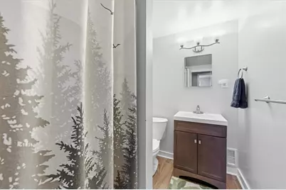 230 Main Blvd, Ross Twp, PA 15237 - Photo 24
