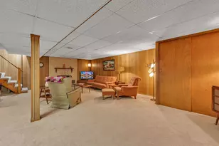 452 Center Grange Rd, Center Township, PA 15061 - Photo 20