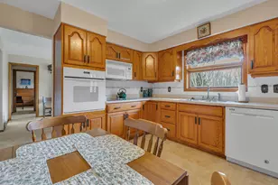 452 Center Grange Rd, Center Township, PA 15061 - Photo 14