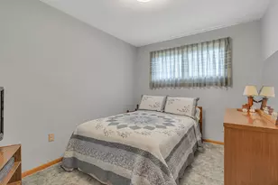 452 Center Grange Rd, Center Township, PA 15061 - Photo 16