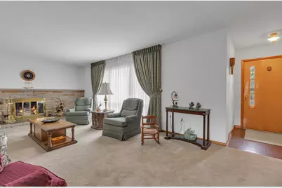 452 Center Grange Road, Center Township, PA 15061 - Photo 6