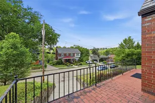 331 Atlanta Dr, Pittsburgh, PA 15228 - Photo 4
