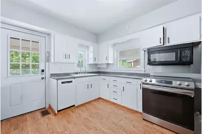 1032 Griswold St, Sharon, PA 16146 - Photo 6