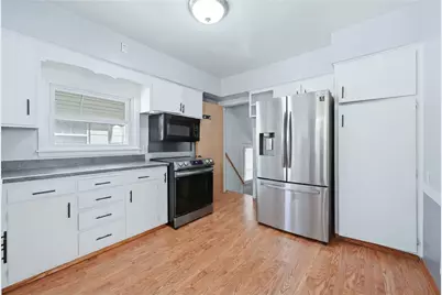 1032 Griswold St, Sharon, PA 16146 - Photo 8
