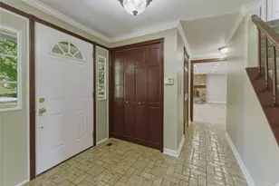 112 Marshall Dr, Pittsburgh, PA 15228 - Photo 6