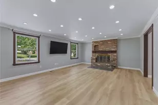 112 Marshall Dr, Pittsburgh, PA 15228 - Photo 10