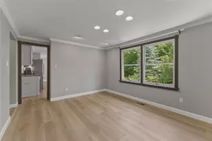 112 Marshall Dr, Pittsburgh, PA 15228 - Photo 8