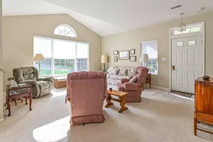 592 Monroe Blvd, New Sewickley Township, PA 15042 - Photo 6