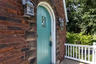 730 Greenlee, Pittsburgh, PA 15227 - Photo 2