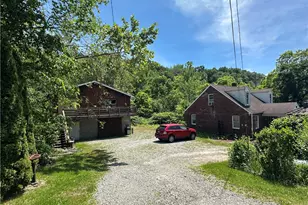 724 Long Run Rd, McKeesport, PA 15132 - Photo 1