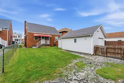 2213 McMinn Street, Aliquippa, PA 15001 - Photo 6