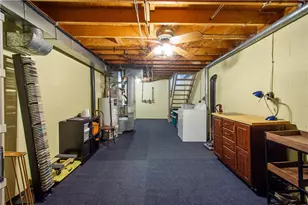 2554 B Pheasant Run Dr, Pittsburgh, PA 15090 - Photo 26