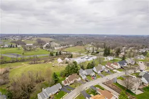 2554 B Pheasant Run Dr, Pittsburgh, PA 15090 - Photo 38
