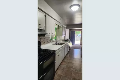 607 Olive Ln, Ambridge, PA 15003 - Photo 12