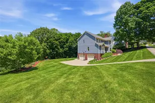 117 Heldon Dr, Moon/Crescent Twp, PA 15108 - Photo 42