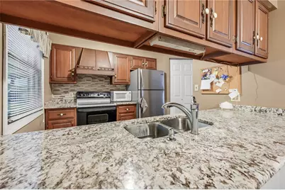 48 Bentley Ave, Hempfield Township, PA 16125 - Photo 14