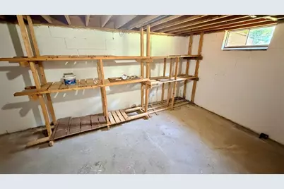 3812 Louisa St, Pittsburgh, PA 15227 - Photo 32