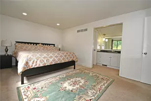2461 Corteland Dr, Pittsburgh, PA 15241 - Photo 18