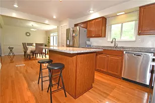 2461 Corteland Dr, Pittsburgh, PA 15241 - Photo 12