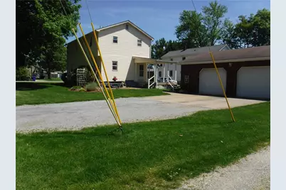 229 Spruce St, Zelienople, PA 16063 - Photo 10