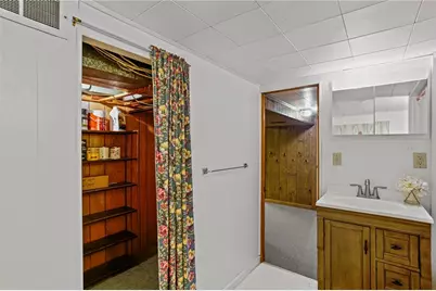 229 Spruce St, Zelienople, PA 16063 - Photo 40