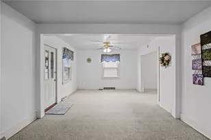 229 Spruce St, Zelienople, PA 16063 - Photo 12