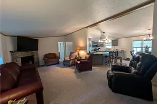 19 Thompson St, Latrobe, PA 15650 - Photo 22