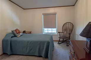 19 Thompson St, Latrobe, PA 15650 - Photo 16