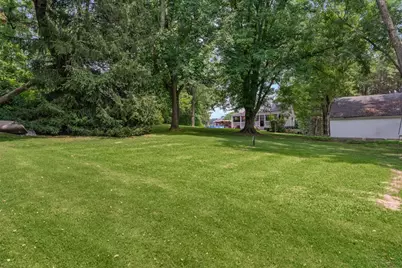 519 S Main St, Zelienople, PA 16063 - Photo 6
