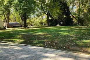 519 S Main St, Zelienople, PA 16063 - Photo 16