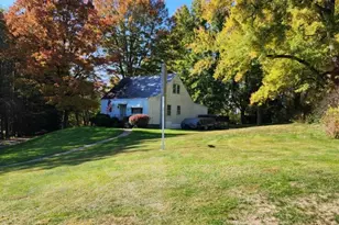 519 S Main St, Zelienople, PA 16063 - Photo 10
